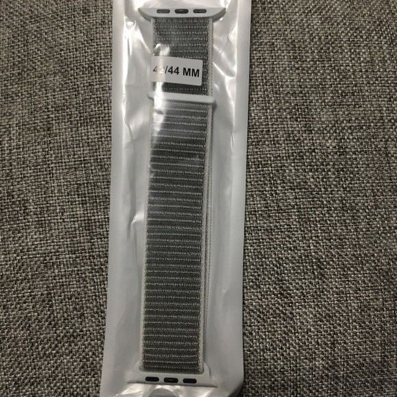 Generic Accessories - New Apple Watch Band 42/44mm